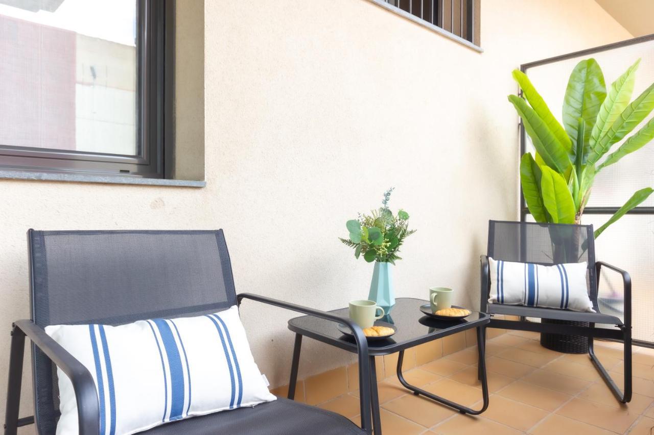 Elegante Duplex En Terrassa, Barcelona Apartamento Exterior foto